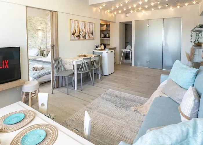 Appartamento White Tower Suite Near The Harbor
